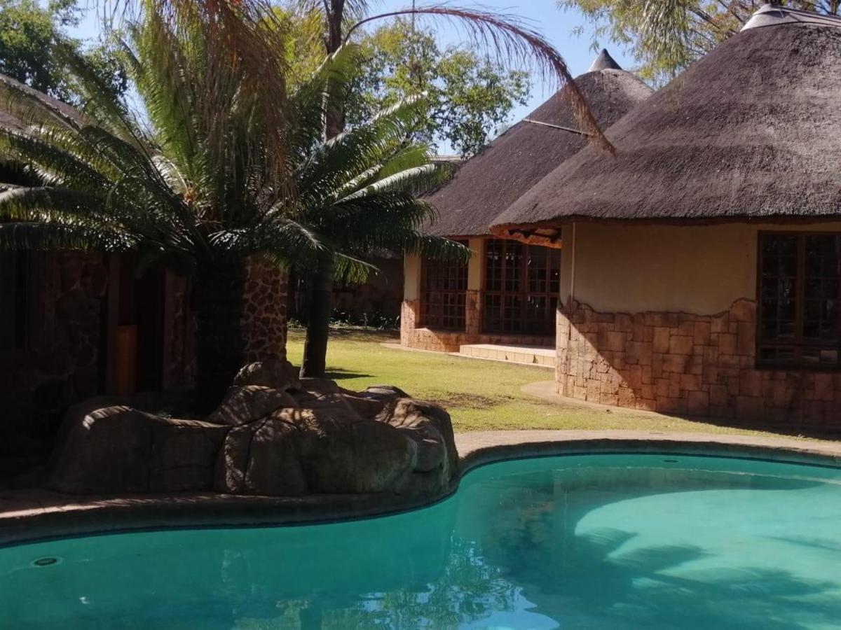 63 On Nyala, Lodge venue&conference Pyramid Exterior foto